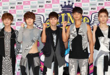 SHINee World II Concert in Singapore on 8 December 2012